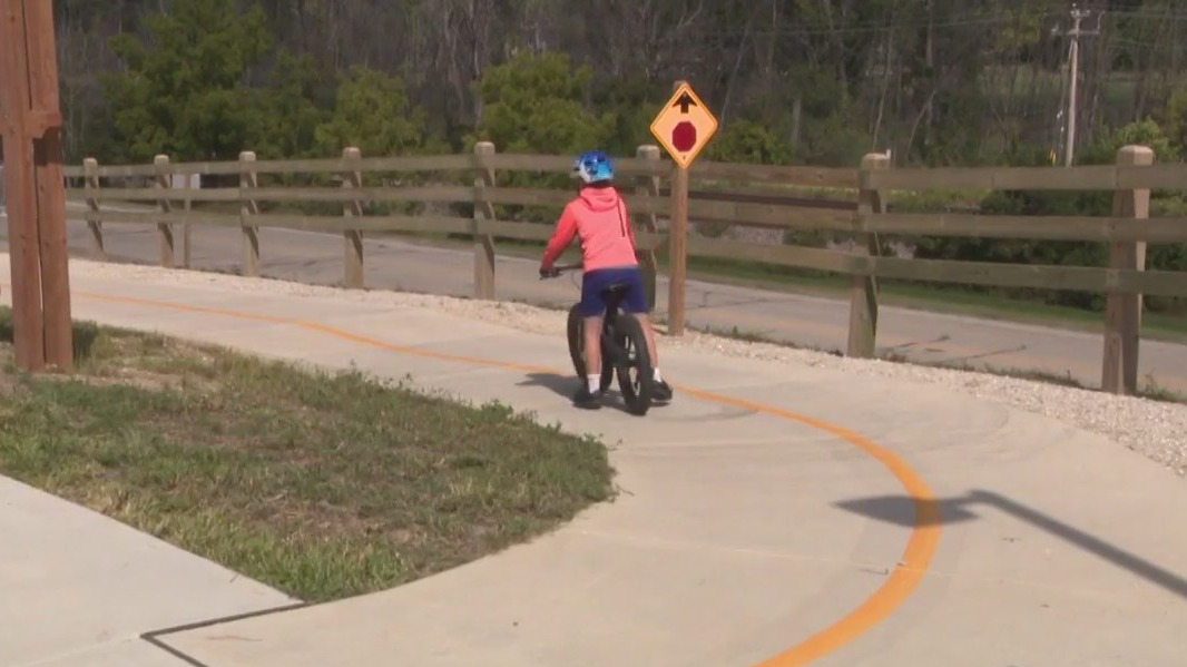 Waukesha County Fox River Trail opens